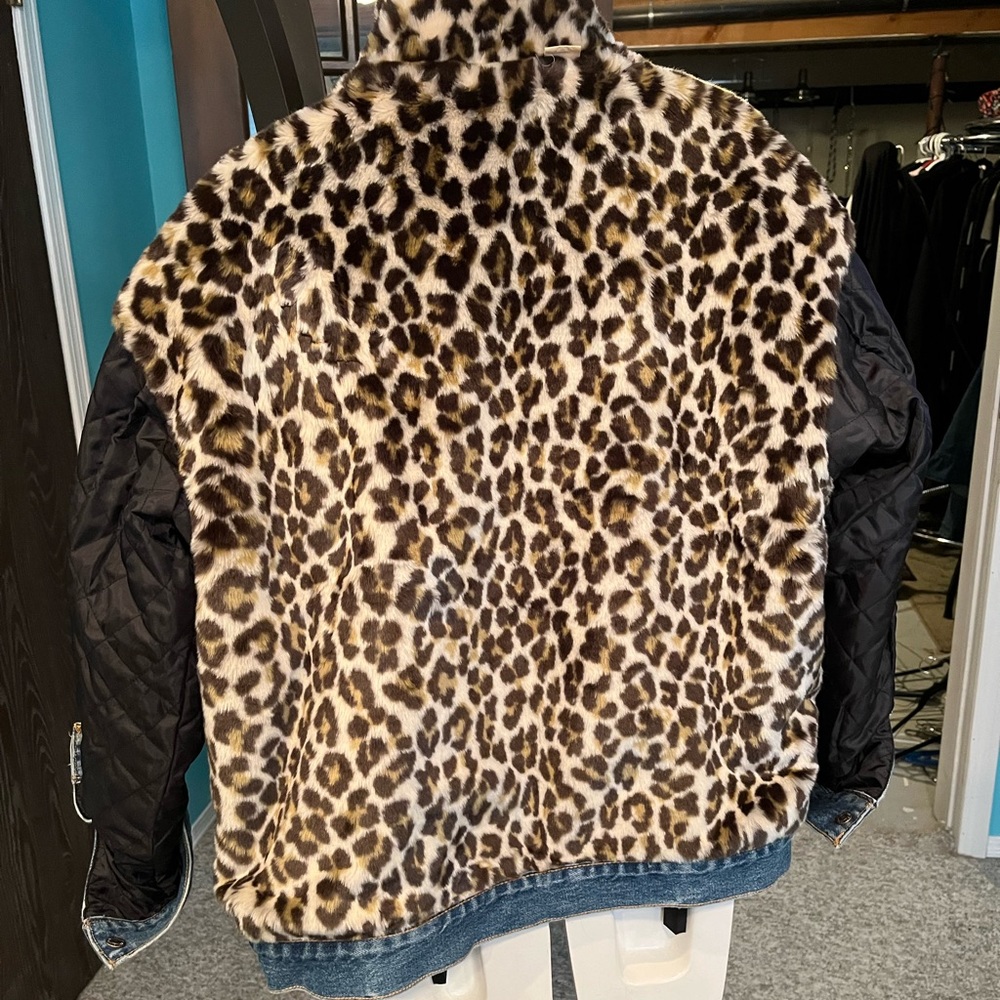 Reversible Levi Jean jacket - NWOT - Picture 3 of 4